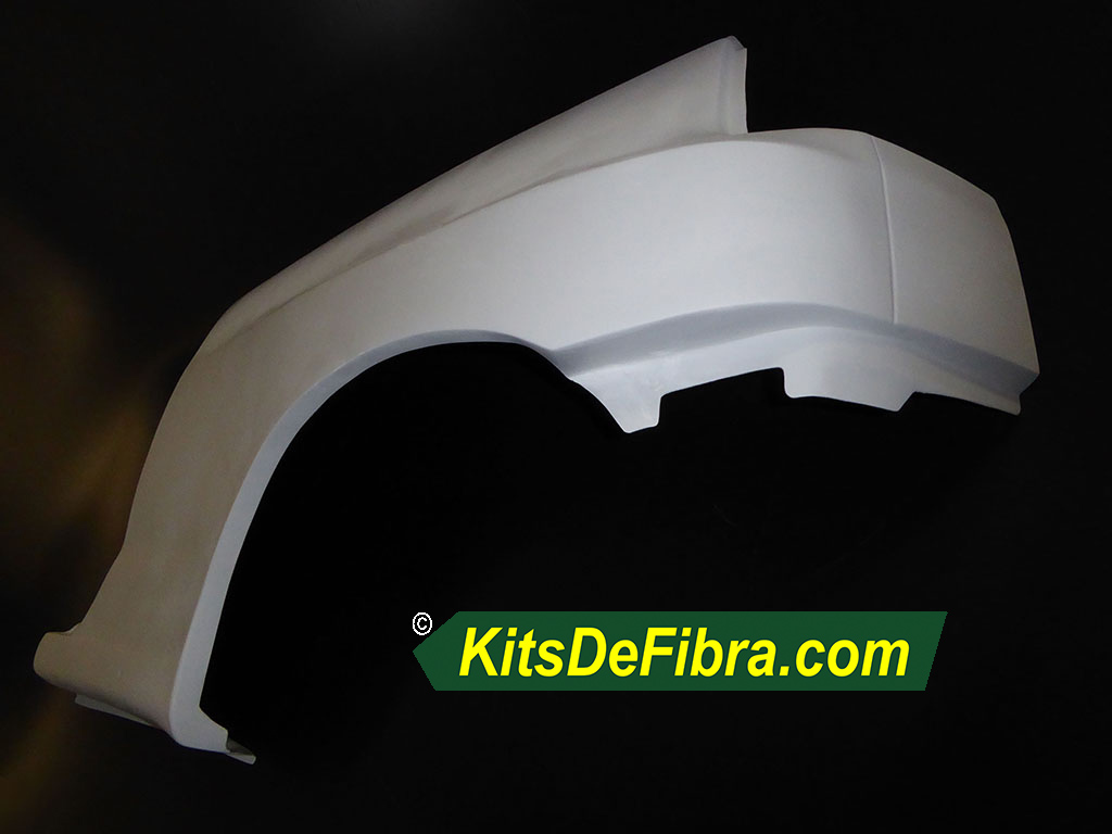 Detalle aleta trasera izquierda Seat Ibiza Kit Car fibra vidrio